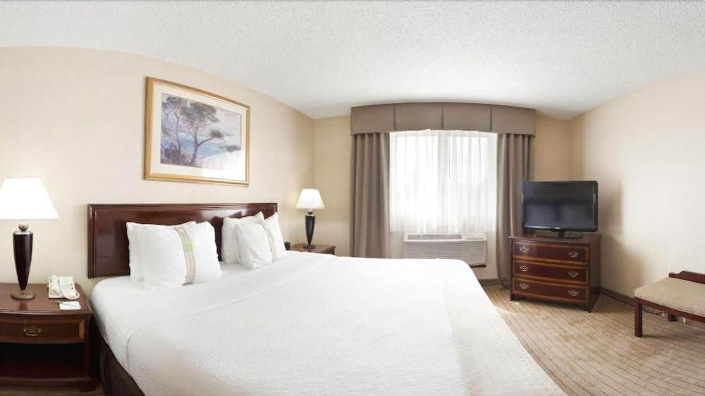 Holiday Inn & Suites Chicago-Carol Stream Wheaton By Ihg Экстерьер фото